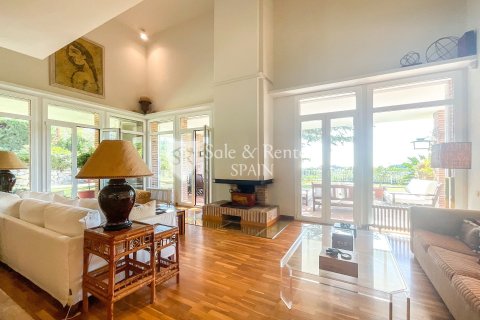 Купить дом в Сан-Висенс де Монтальт, Испания с 4 спальни, 495м², № 6765 - фото 11