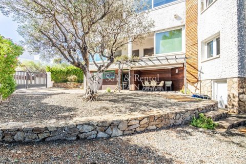 Сasa de 5 dormitorios en venta en Llanca, Gerona, Cataluña, Spain № 6766 - foto 28