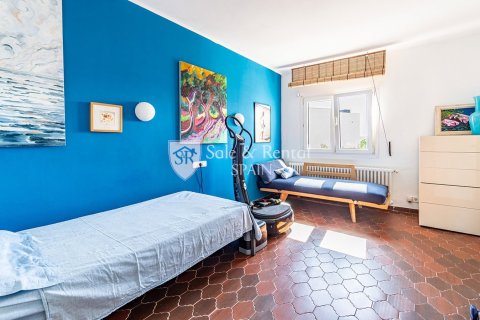 Сasa de 5 dormitorios en venta en Llanca, Gerona, Cataluña, Spain № 6766 - foto 14
