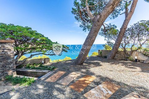 Сasa de 5 dormitorios en venta en Llanca, Gerona, Cataluña, Spain № 6766 - foto 30