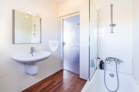 Сasa de 5 dormitorios en venta en Llanca, Gerona, Cataluña, Spain № 6766 - foto 13