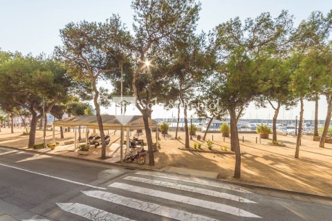 Сasa de 4 dormitorios en venta en Blanes, Gerona, Cataluña, Spain № 6764 - foto 5