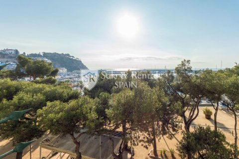 Сasa de 4 dormitorios en venta en Blanes, Gerona, Cataluña, Spain № 6764 - foto 13