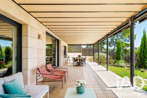 5 bedrooms house for sale in Sant Pere de Ribes, Barcelona, Catalonia, Spain № 8336 - photo 9