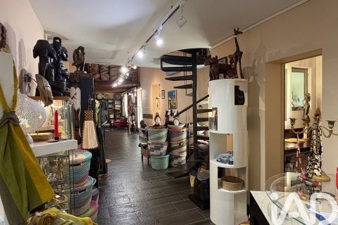 Propiedad comercial de 168 m² en venta en Barcelona, Cataluña, Spain № 8338 - foto 9