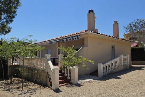 Сasa de 4 dormitorios en venta en L'Ametlla de Mar, Tarragona, Cataluña, Spain № 8339 - foto 27