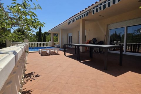 Сasa de 4 dormitorios en venta en L'Ametlla de Mar, Tarragona, Cataluña, Spain № 8339 - foto 19