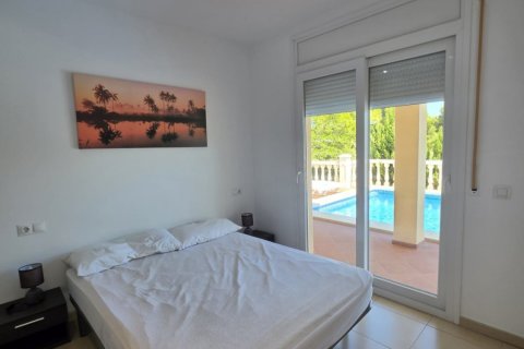 Сasa de 4 dormitorios en venta en L'Ametlla de Mar, Tarragona, Cataluña, Spain № 8339 - foto 9