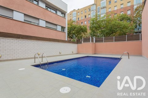 Apartamento de 3 dormitorios en venta en Barcelona, Cataluña, Spain № 8341 - foto 27