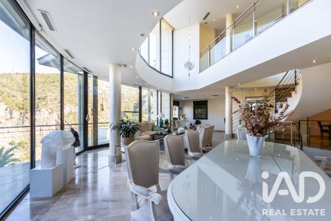 Сasa de 7 dormitorios en venta en Sitges, Barcelona, Cataluña, Spain № 8340