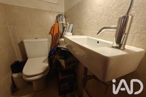 Купить квартиру в Барселона, Испания с 4 спальни, 93м², № 8342 - фото 14