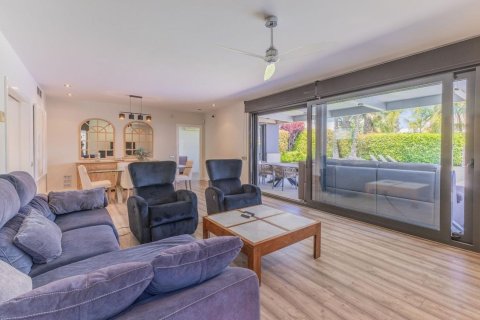 Купить дом в Сан-Андреу-де-Льяванерес, Испания с 6 комнат, 578м², № 7192 - фото 30