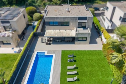 Сasa de 5 dormitorios en venta en Sant Andreu de Llavaneres, Barcelona, Cataluña, Spain № 7192