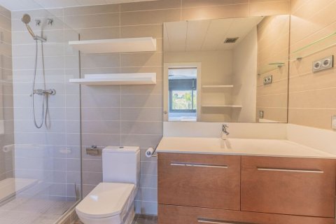 Купить дом в Сан-Андреу-де-Льяванерес, Испания с 6 комнат, 578м², № 7192 - фото 3