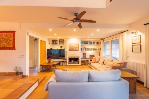 4 bedrooms house for sale in Palafrugell, Girona, Catalonia, Spain № 7190 - photo 25