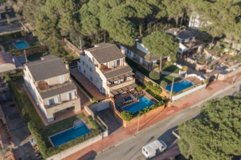 Сasa de 4 dormitorios en venta en Palafrugell, Gerona, Cataluña, Spain № 7190