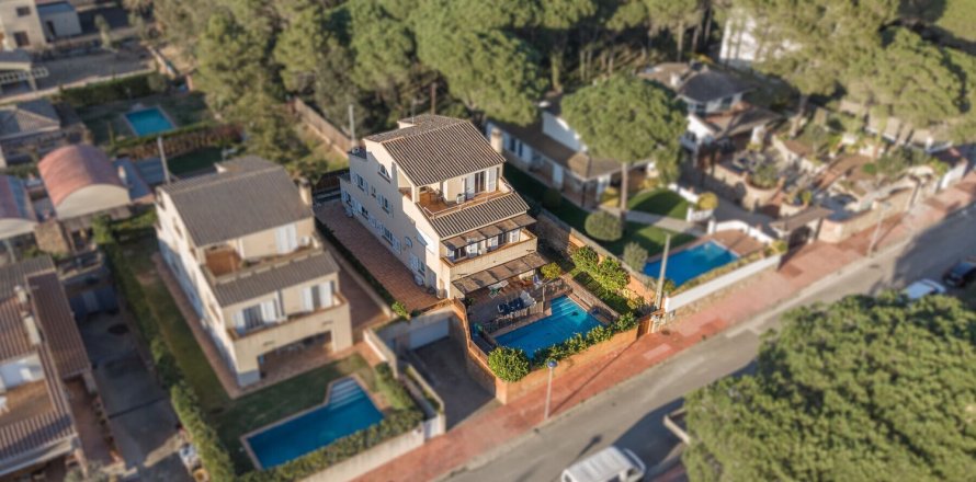 4 bedrooms house for sale in Palafrugell, Girona, Catalonia, Spain № 7190