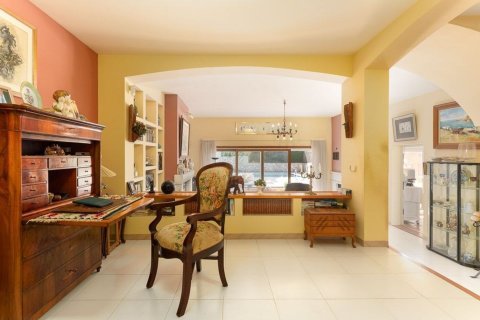 Купить дом в Палафружель, Испания с 7 комнат, 232м², № 7189 - фото 10