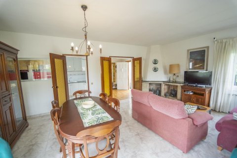 Сasa de 4 dormitorios en venta en Coma-Ruga, Tarragona, Cataluña, Spain № 1321 - foto 14