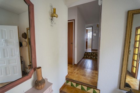 Сasa de 4 dormitorios en venta en Coma-Ruga, Tarragona, Cataluña, Spain № 1321 - foto 17