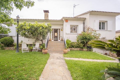 Сasa de 4 dormitorios en venta en Coma-Ruga, Tarragona, Cataluña, Spain № 1321 - foto 9