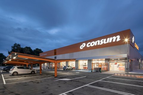 Propiedad comercial de 5182 m² en venta en Barcelona, Cataluña, Spain № 1325