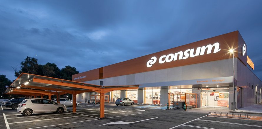 Propiedad comercial de 5182 m² en venta en Barcelona, Cataluña, Spain № 1325