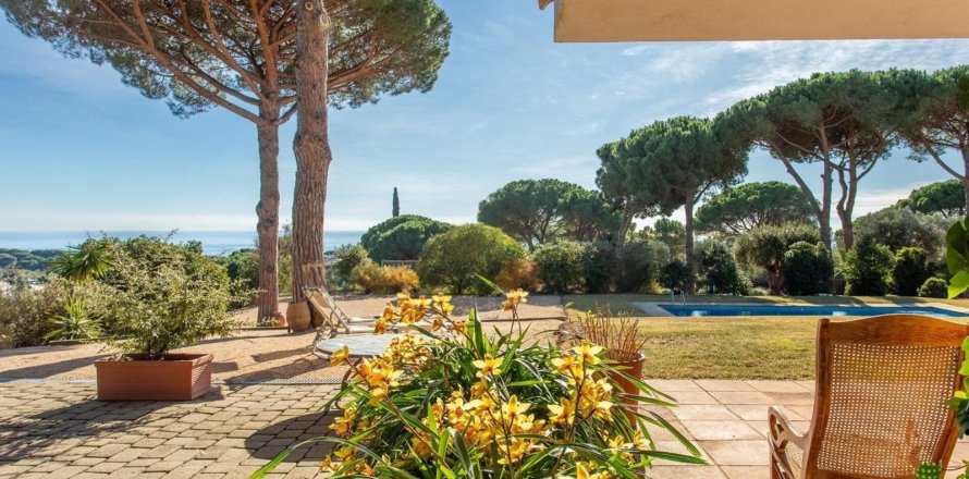 Сasa de 5 dormitorios en venta en Sant Andreu de Llavaneres, Barcelona, Cataluña, Spain № 3582