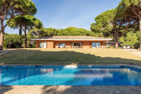 Сasa de 5 dormitorios en venta en Sant Andreu de Llavaneres, Barcelona, Cataluña, Spain № 3582 - foto 23