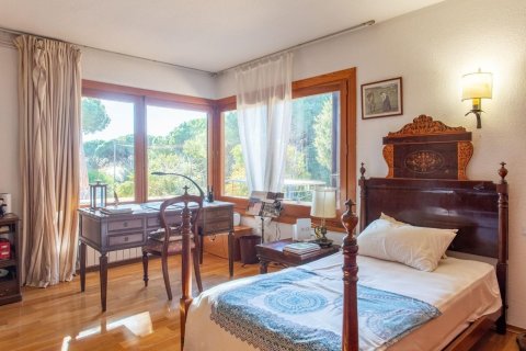 Сasa de 5 dormitorios en venta en Sant Andreu de Llavaneres, Barcelona, Cataluña, Spain № 3582 - foto 3