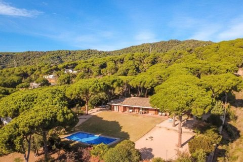 Сasa de 5 dormitorios en venta en Sant Andreu de Llavaneres, Barcelona, Cataluña, Spain № 3582 - foto 28
