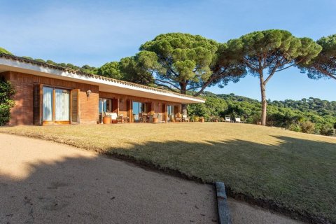 Сasa de 5 dormitorios en venta en Sant Andreu de Llavaneres, Barcelona, Cataluña, Spain № 3582 - foto 25