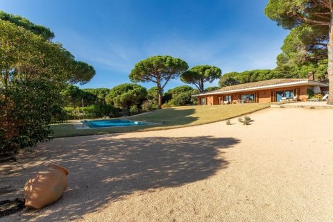 Сasa de 5 dormitorios en venta en Sant Andreu de Llavaneres, Barcelona, Cataluña, Spain № 3582 - foto 29