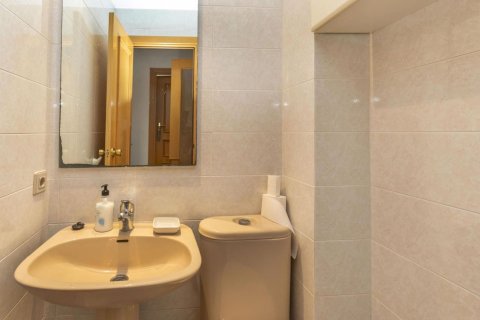 Casa adosada de 4 dormitorios en venta en Palamós, Gerona, Cataluña, Spain № 3640 - foto 11