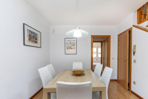 Casa adosada de 4 dormitorios en venta en Palamós, Gerona, Cataluña, Spain № 3640 - foto 6