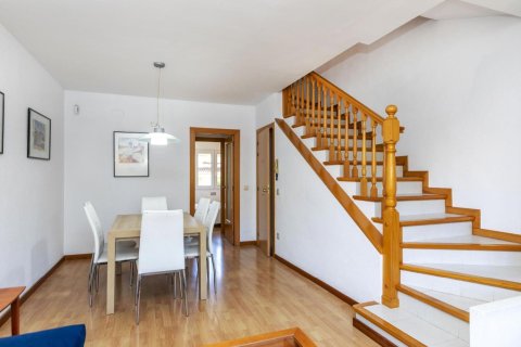Casa adosada de 4 dormitorios en venta en Palamós, Gerona, Cataluña, Spain № 3640 - foto 3