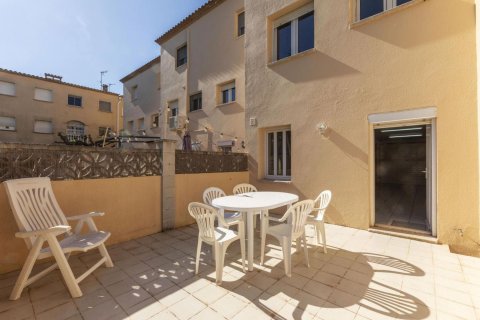 Casa adosada de 4 dormitorios en venta en Palamós, Gerona, Cataluña, Spain № 3640 - foto 21
