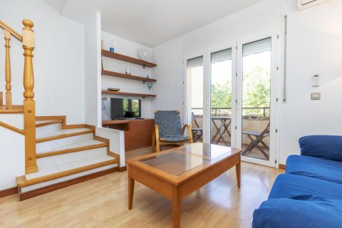 Casa adosada de 4 dormitorios en venta en Palamós, Gerona, Cataluña, Spain № 3640 - foto 4