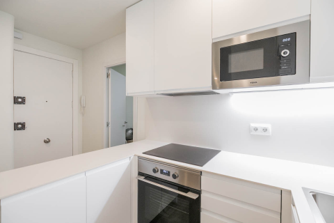 Apartamento de 3 dormitorios en venta en Barcelona, Cataluña, Spain № 3644 - foto 18