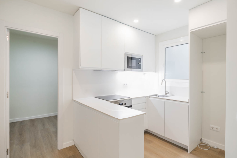 Apartamento de 3 dormitorios en venta en Barcelona, Cataluña, Spain № 3644 - foto 10