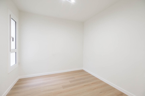 Apartamento de 3 dormitorios en venta en Barcelona, Cataluña, Spain № 3644 - foto 14