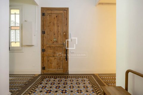 3 bedrooms apartment for rent in Barcelona, Catalonia, Spain № 8846 - photo 4