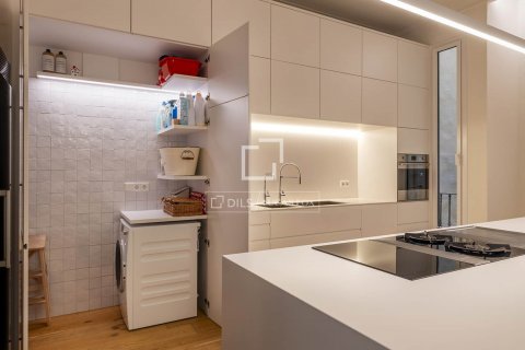 3 bedrooms apartment for rent in Barcelona, Catalonia, Spain № 8846 - photo 16