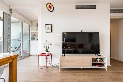 Apartamento de 2 dormitorios en venta en Barcelona, Cataluña, Spain № 8855 - foto 19