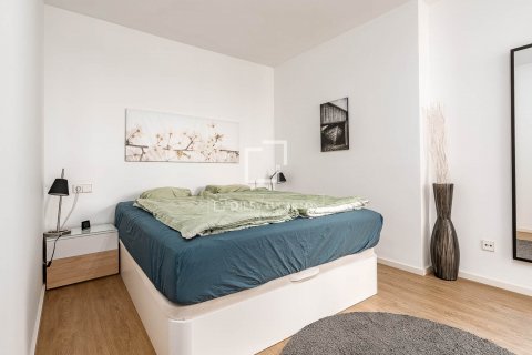 Apartamento de 2 dormitorios en venta en Barcelona, Cataluña, Spain № 8855 - foto 10