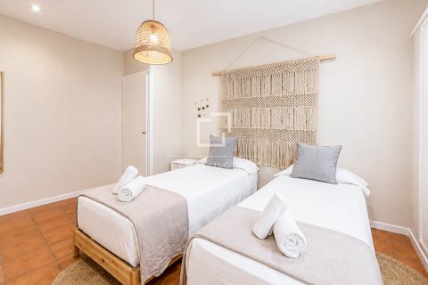 3 bedrooms villa for sale in Sitges, Barcelona, Catalonia, Spain № 8857 - photo 16