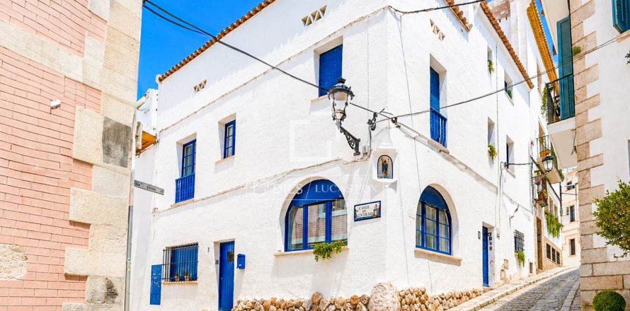 3 bedrooms villa for sale in Sitges, Barcelona, Catalonia, Spain № 8857
