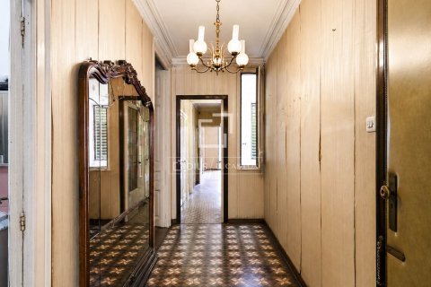 Apartamento de 5 dormitorios en venta en Barcelona, Cataluña, Spain № 8856 - foto 20