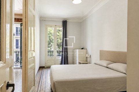 Apartamento de 5 dormitorios en venta en Barcelona, Cataluña, Spain № 8856 - foto 26