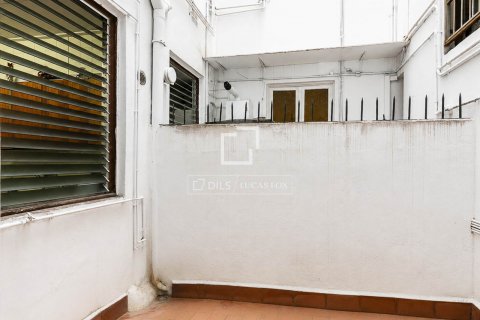 Apartamento de 5 dormitorios en venta en Barcelona, Cataluña, Spain № 8856 - foto 15